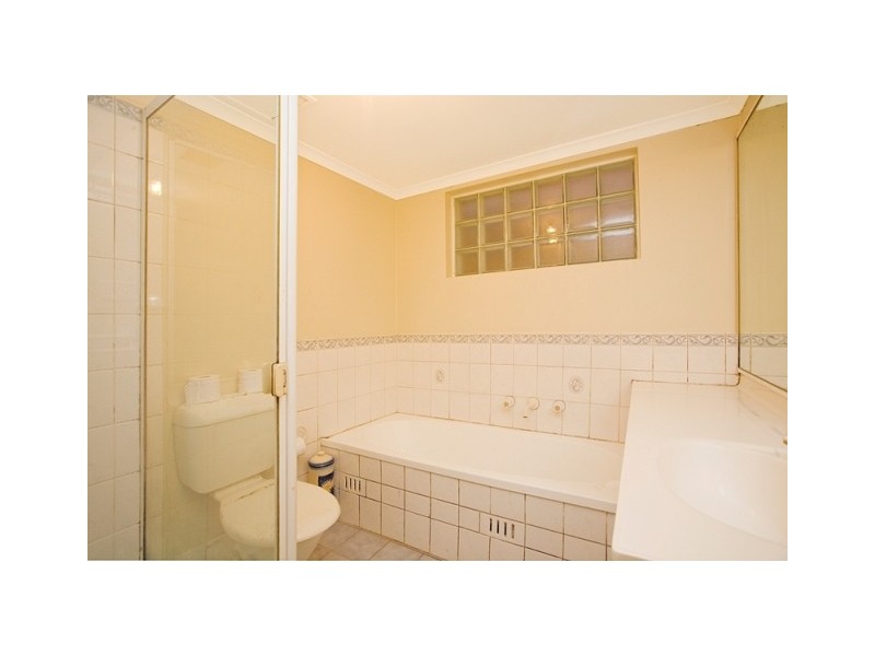 2/1 Bluegum Way, Menai NSW 2234