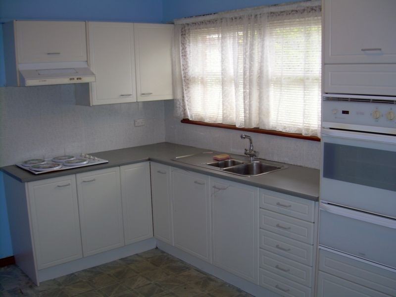 235 Woronora Road, Engadine NSW 2233