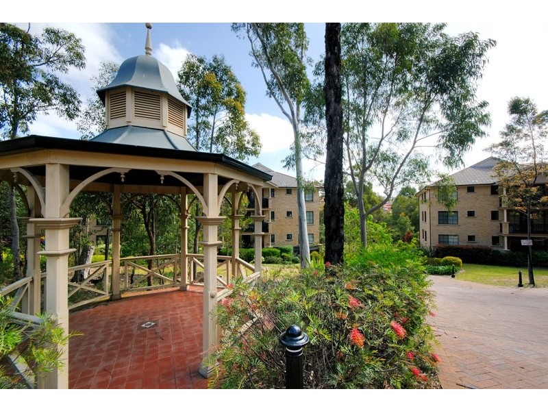 F6 Schofield Place, Menai NSW 2234