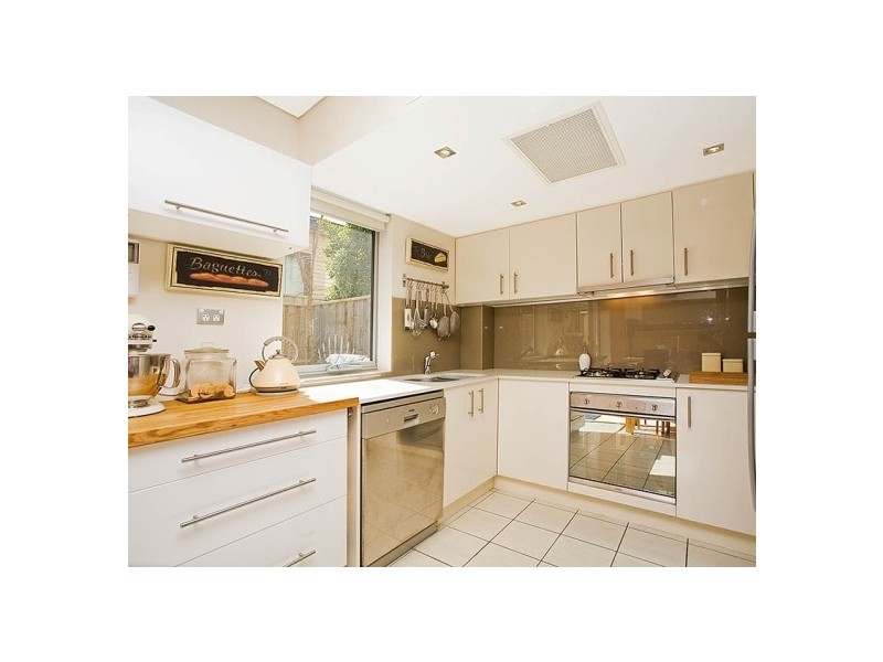 1/16-18  Merton Street, Sutherland NSW 2232