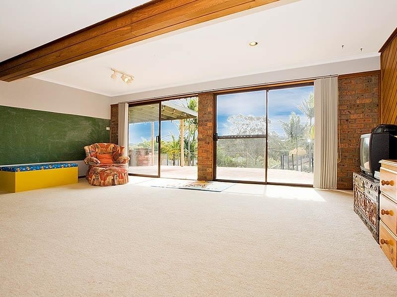 74 Corinth Road, Heathcote NSW 2233