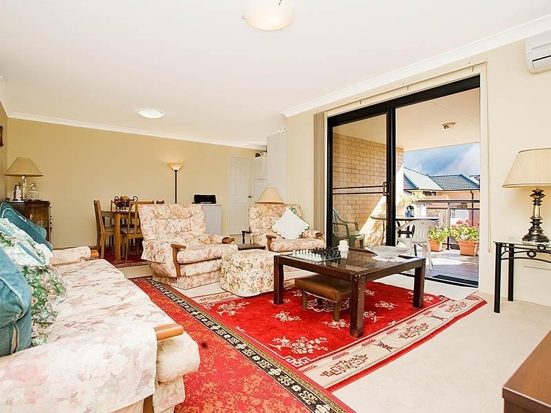 40/104 Glencoe Street, Sutherland NSW 2232