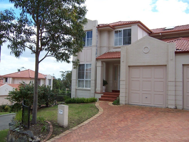 2 Bluegum Way, Menai NSW 2234