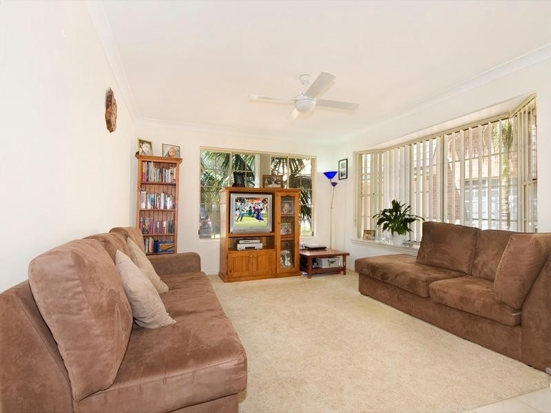 2/96 Toronto Parade, Sutherland NSW 2232