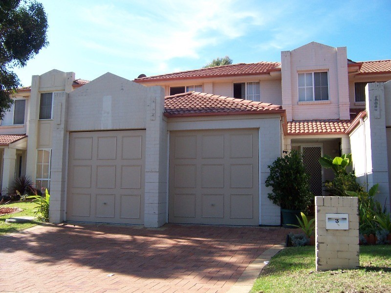 3 Peachtree Way, Menai NSW 2234