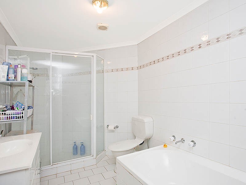 11/50-54 The Grand Parade, Sutherland NSW 2232