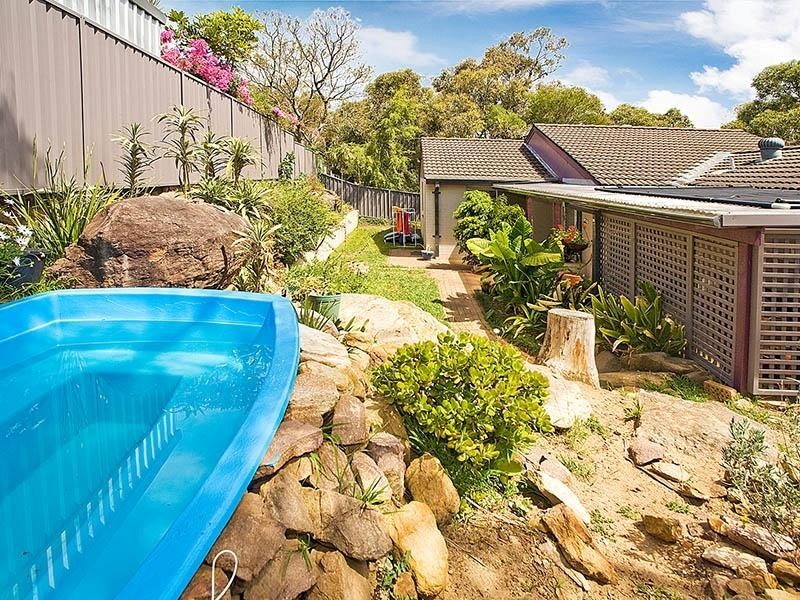 12 Kippax Place, Menai NSW 2234