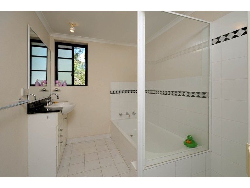 H1/6 Schofield Place, Menai NSW 2234