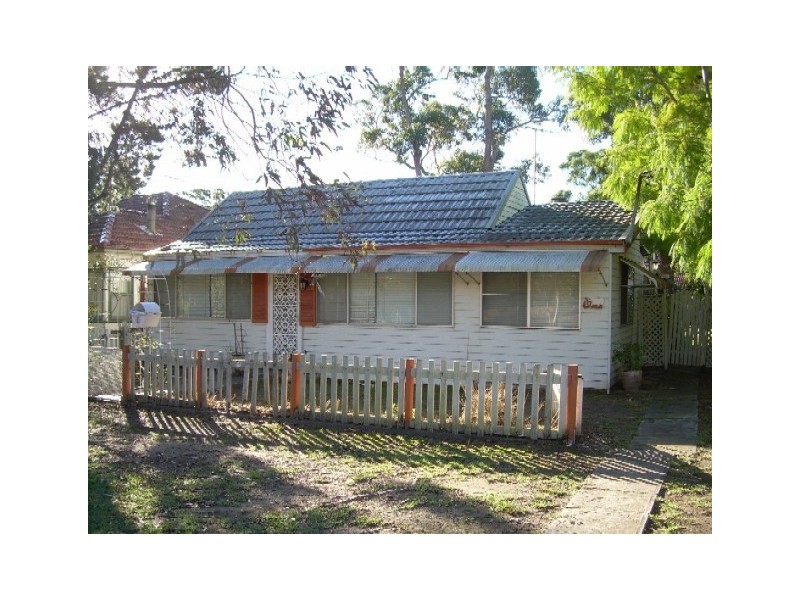 1  Clio Street, Sutherland NSW 2232