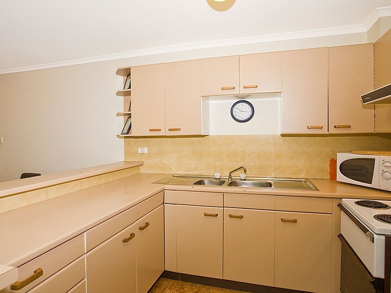 15/94-100 Flora Street, Sutherland NSW 2232