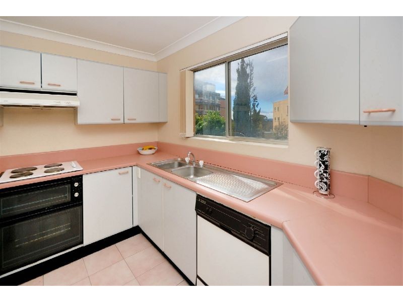 25/55-57  Glencoe Street, Sutherland NSW 2232