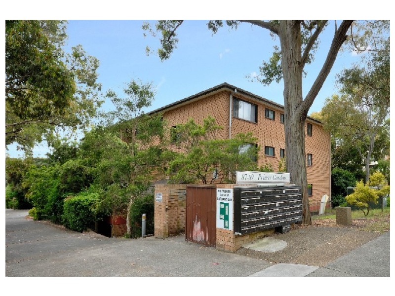 Level 2 35/87-89  Flora Street, Sutherland NSW 2232