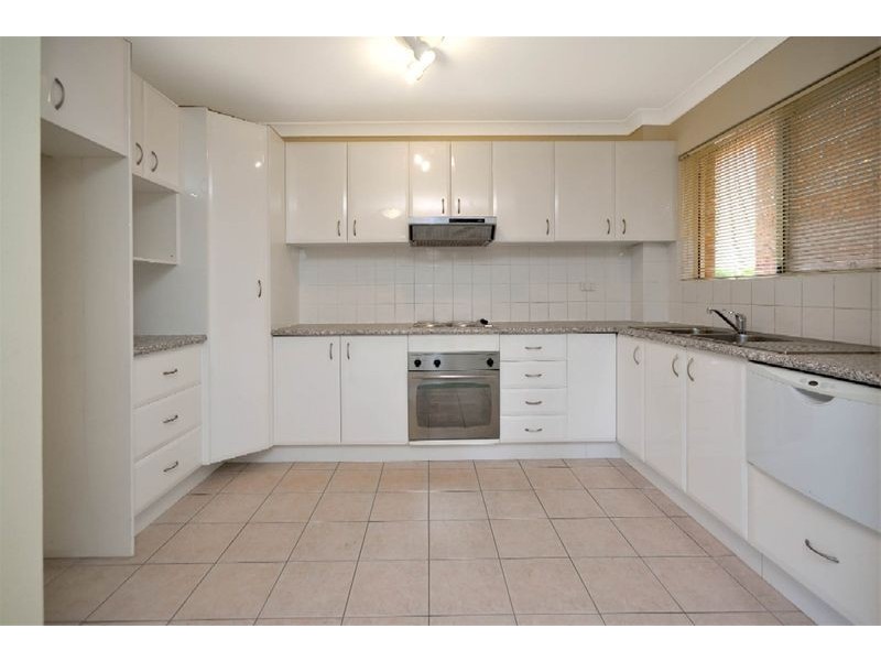 2/94-100  Linden Street, Sutherland NSW 2232