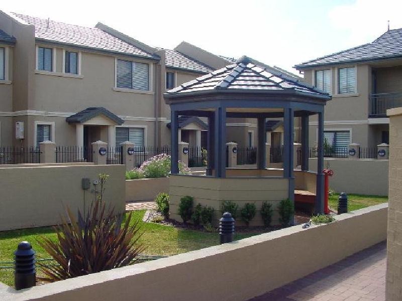 11-15  Acton Street, Sutherland NSW 2232