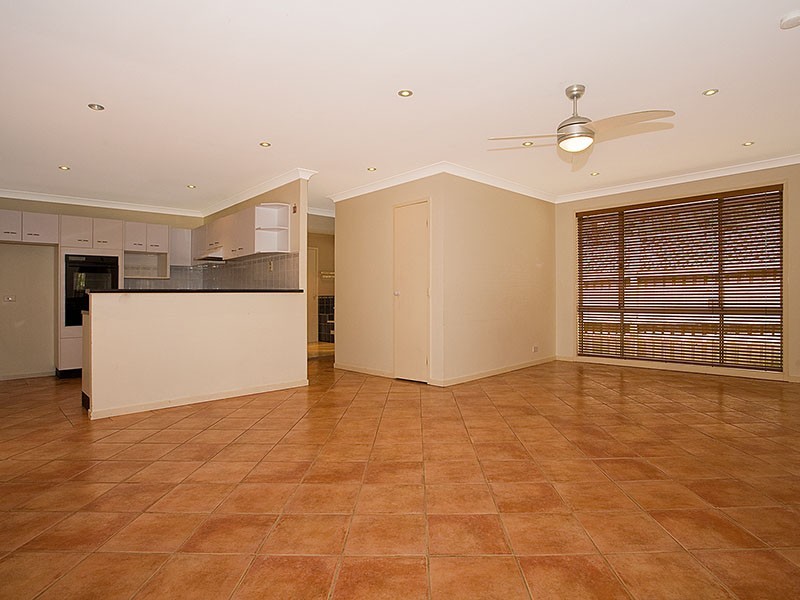 4  Allison Crescent, Menai NSW 2234