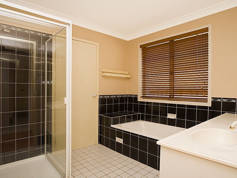 4  Allison Crescent, Menai NSW 2234