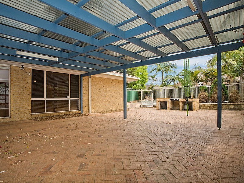 4  Allison Crescent, Menai NSW 2234