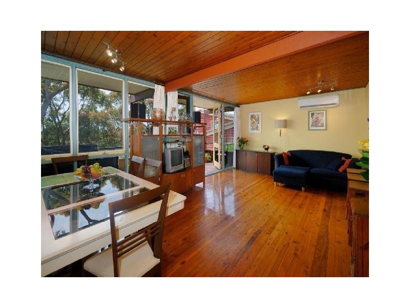 18  BridgeView Street, Yarrawarrah NSW 2233