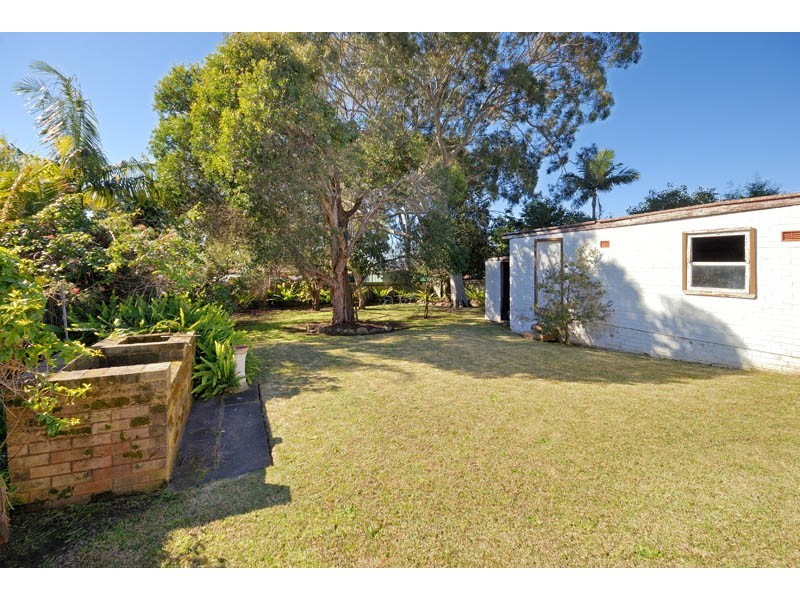 1  Ambyne Street, Woolooware NSW 2230