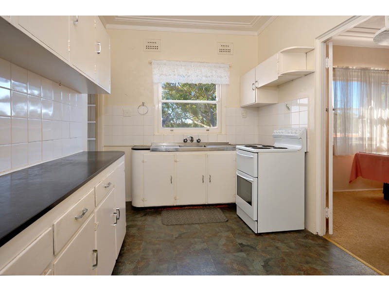 1  Ambyne Street, Woolooware NSW 2230