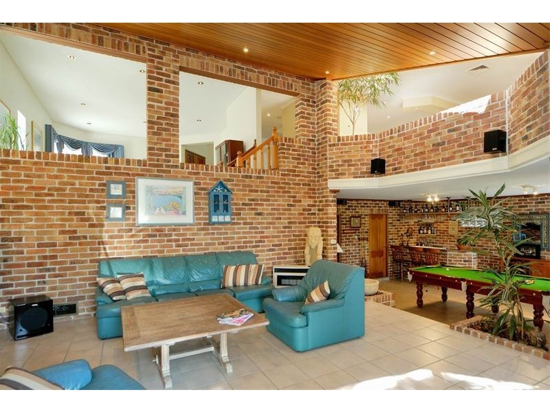 11   Baliga Avenue, Caringbah NSW 2229