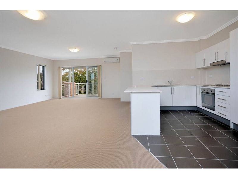 15  Stuart Street, Helensburgh NSW 2508
