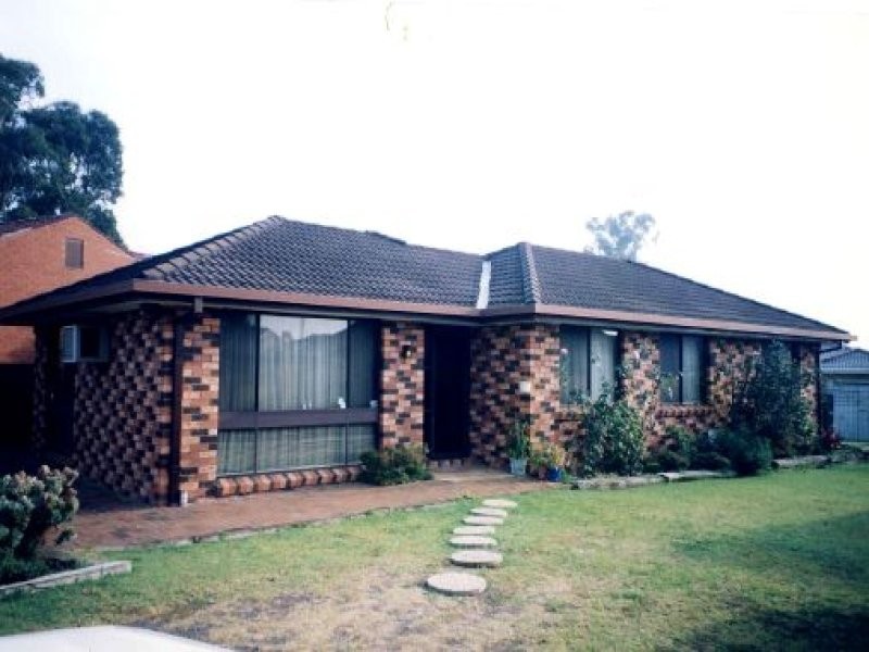 12  Seppelt Place, Edensor Park NSW 2176