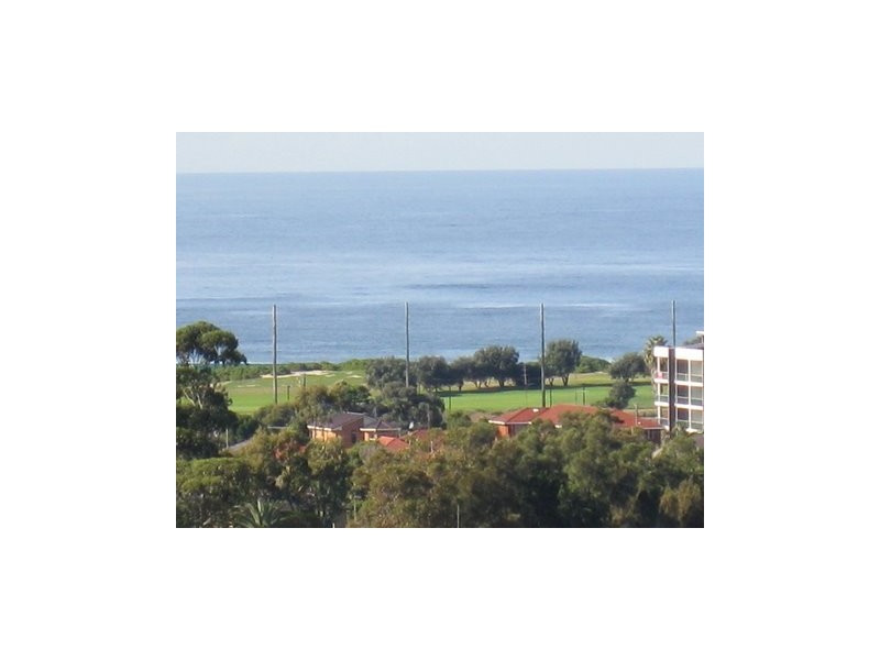 Level 504  6-10 Gladestone Ave, Wollongong NSW 2500