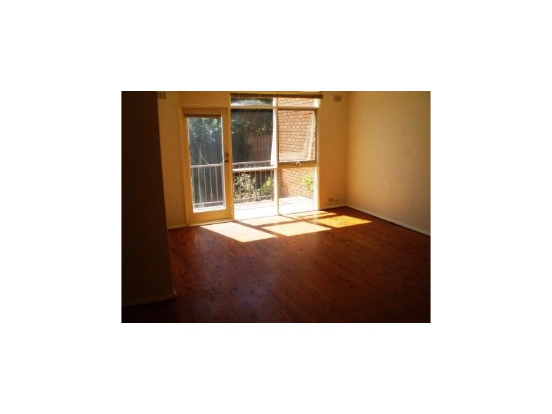 2/347A Livingstone Road, Marrickville NSW 2204