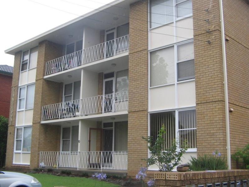 1/10  Orpington Street, Ashfield NSW 2131