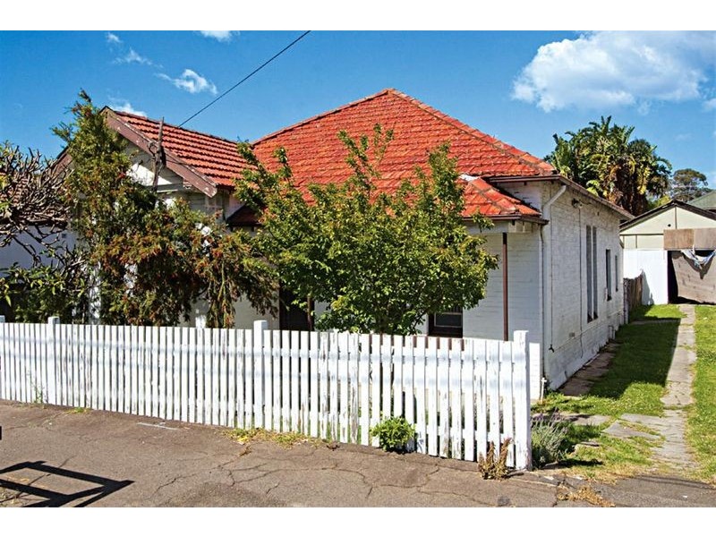 18 Myrtle Street, Marrickville NSW 2204