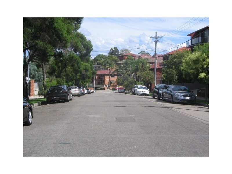 4/24  Glen Street, Marrickville NSW 2204