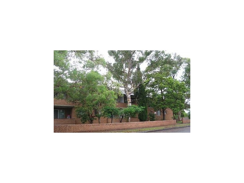 7/2  Henson St, Marrickville NSW 2204