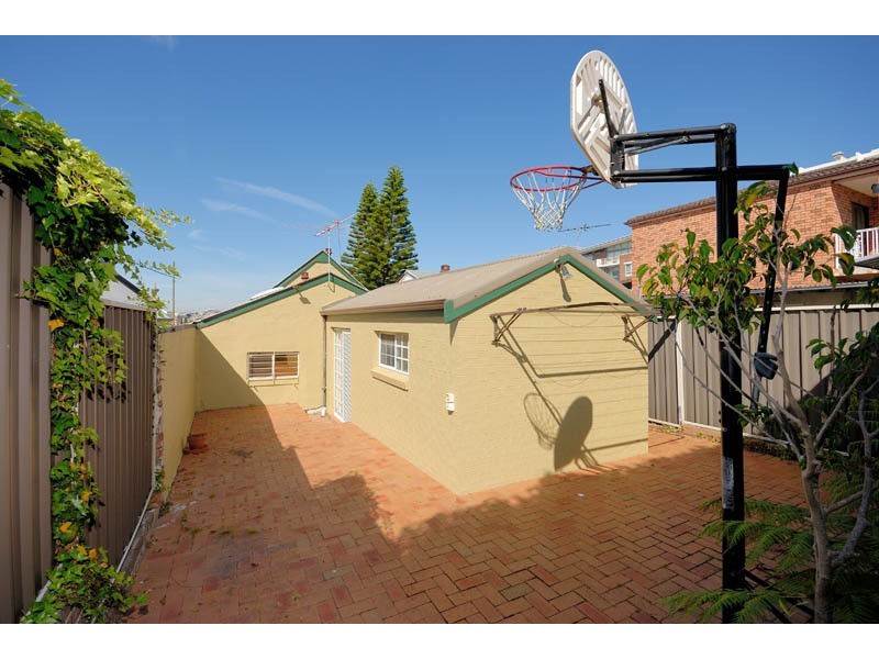 2  PITT LANE, Rockdale NSW 2216