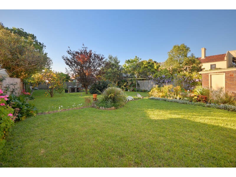 219  WOLLONGONG ROAD, Arncliffe NSW 2205