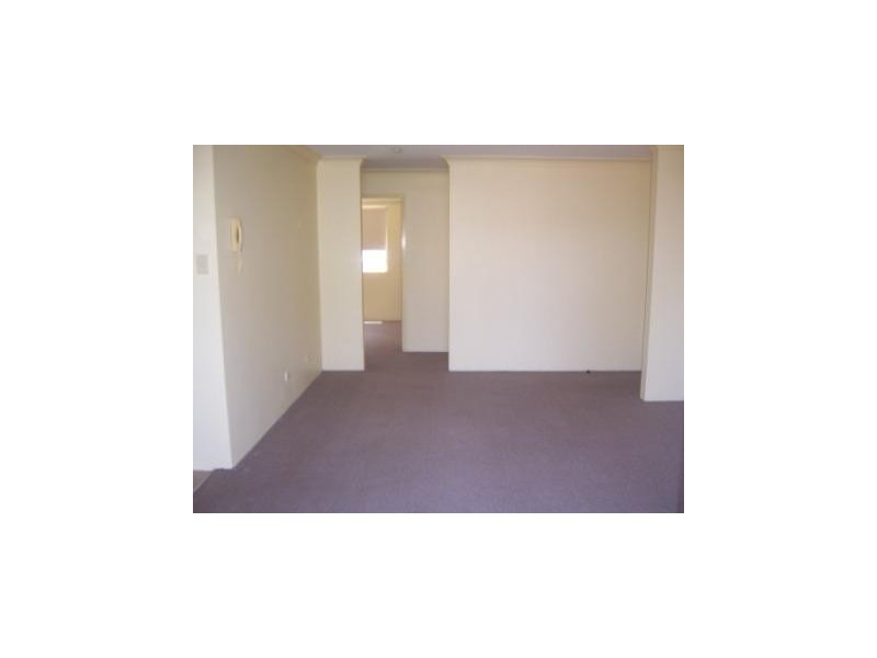 12/11  Hill Street, Marrickville NSW 2204