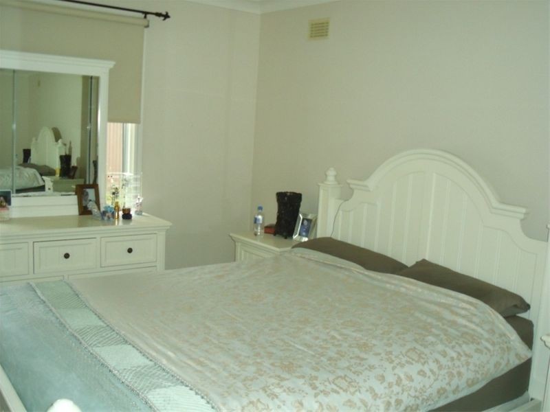 11 Watson St, Hammondville NSW 2170