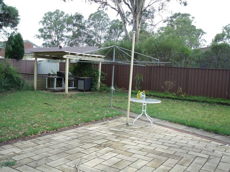 11 Watson St, Hammondville NSW 2170