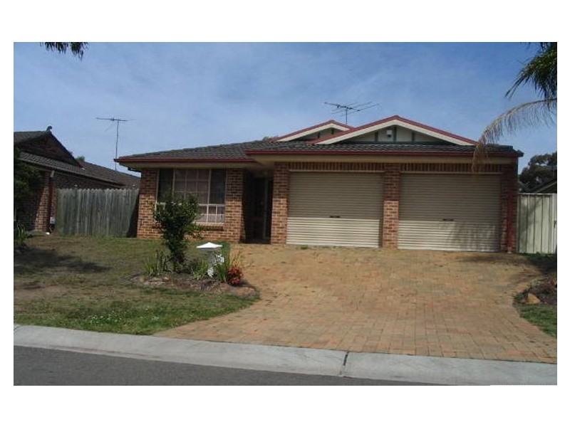 12 Paroo Court, Wattle Grove NSW 2173