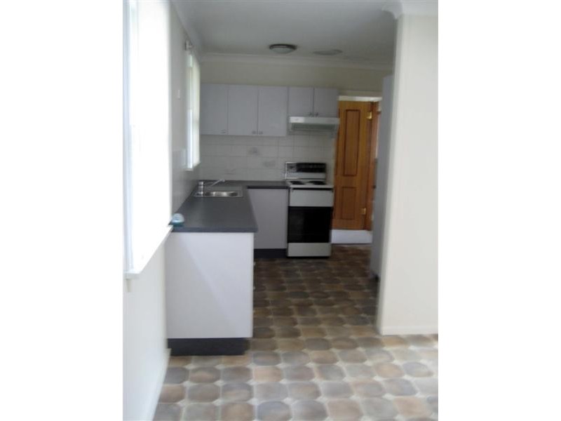 42 Brallos Ave, Holsworthy NSW 2173