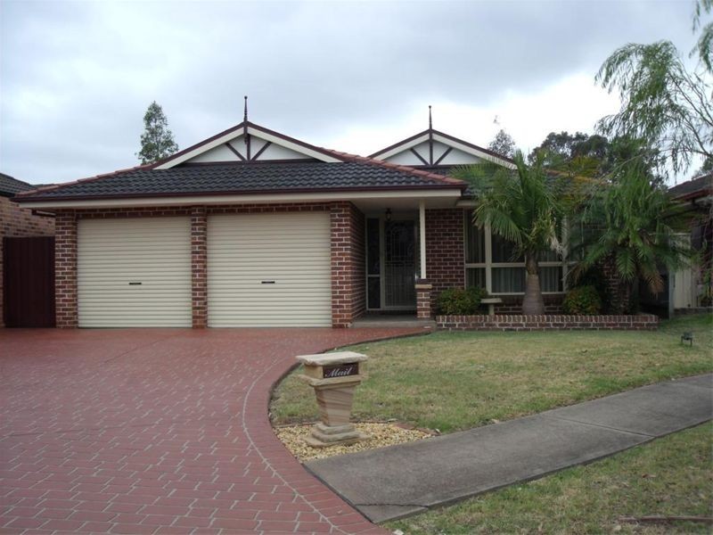34  Springfield Crt, Wattle Grove NSW 2173
