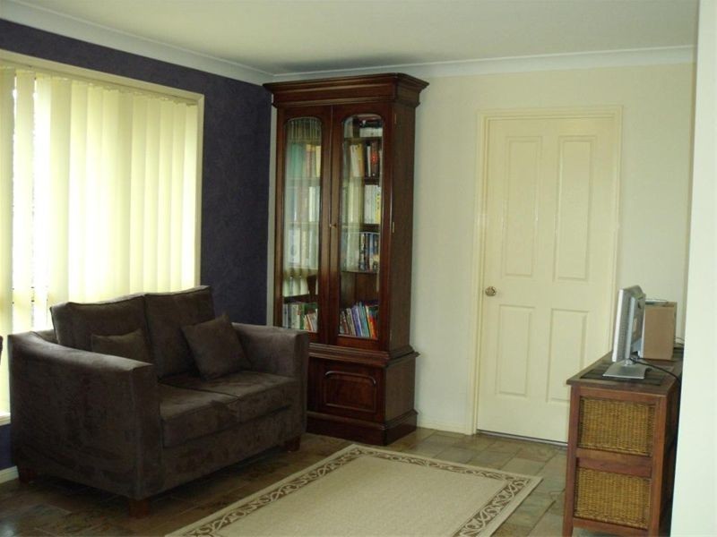 34  Springfield Crt, Wattle Grove NSW 2173