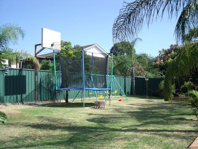 26 Malinya Cres, Moorebank NSW 2170