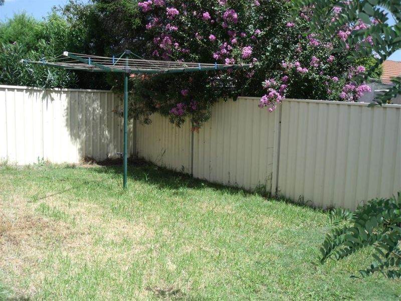 7  Quamby Court, Wattle Grove NSW 2173