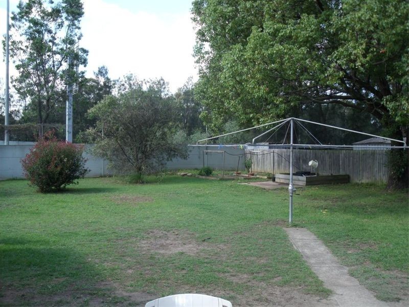 30 Bridges Avenue, Wattle Grove NSW 2173