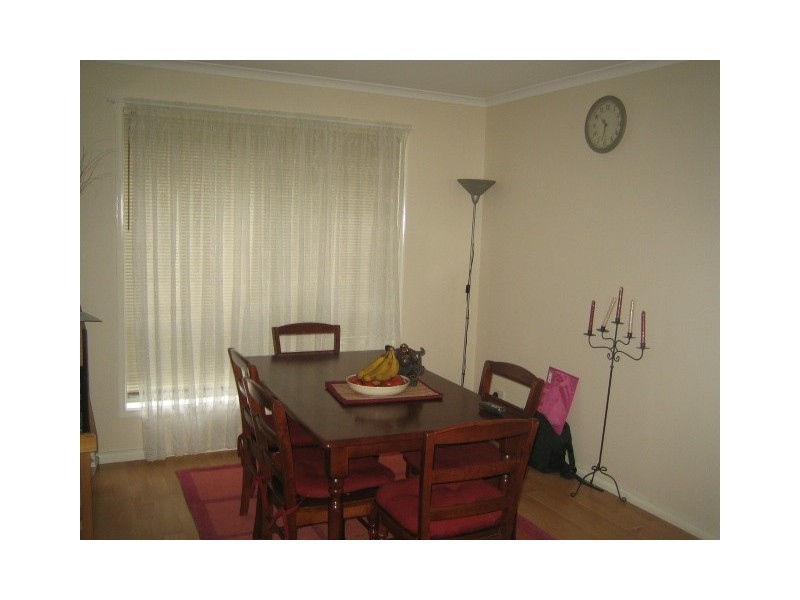 8/11-13 Armata Court, Wattle Grove NSW 2173