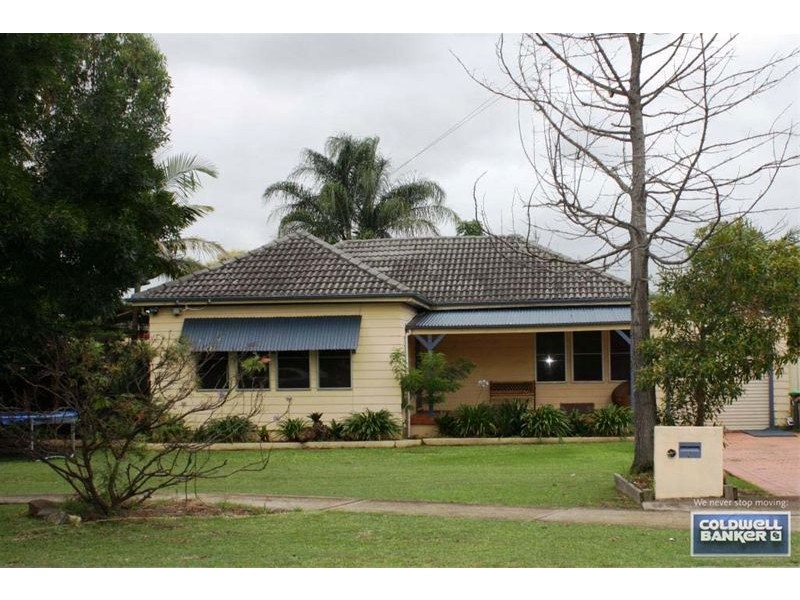 6 Birdwood Avenue, Wattle Grove NSW 2173