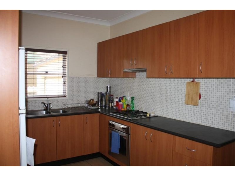 6 Birdwood Avenue, Wattle Grove NSW 2173