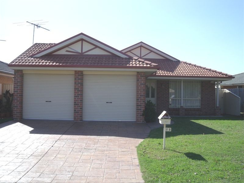 23 Somercotes Court, Wattle Grove NSW 2173