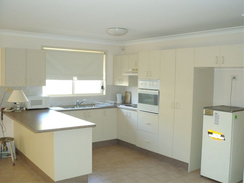 23 Somercotes Court, Wattle Grove NSW 2173